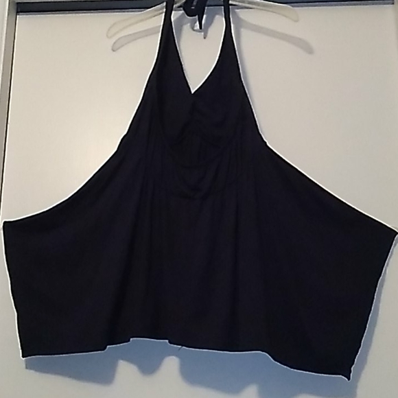 Tie Back Shark Bite Hem Tank Top - Picture 4 of 8